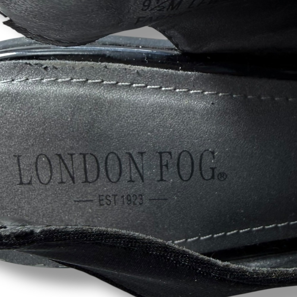 EUC London Fog Womens Black Fabric Peep Toe Slingback Wedge Heel Sandals SZ 9.5 - Picture 2 of 10